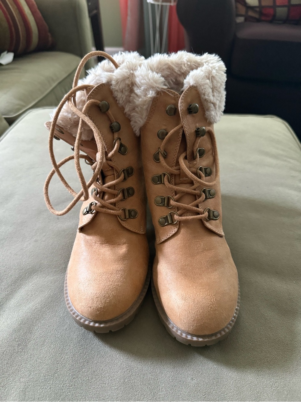 Cliffs Tan Faux-Fur Lace-Up Winter Boots